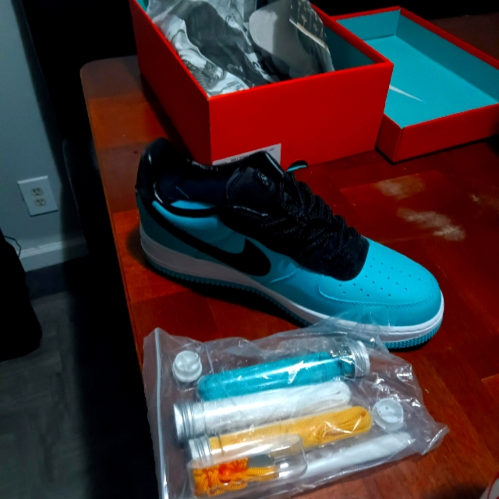 Tiffany and company Nike